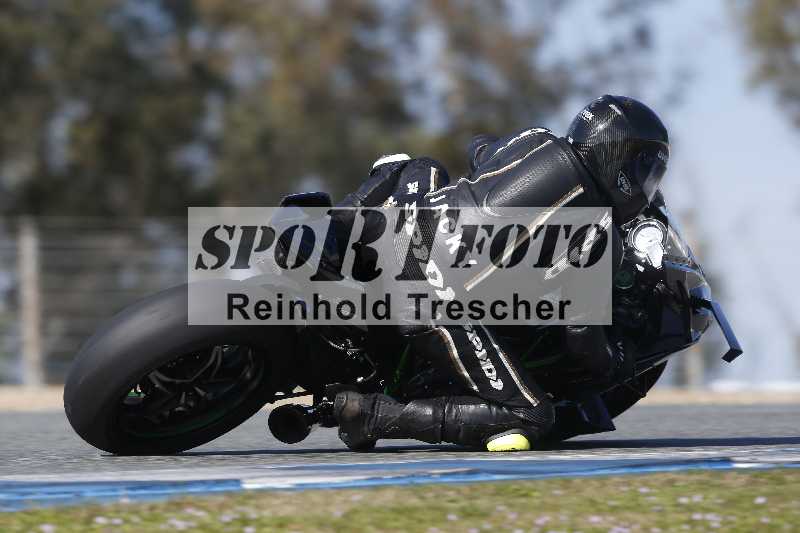 /Archiv-2024/02 29.01.-02.02.2024 Moto Center Thun Jerez/Gruppe schwarz-black/24